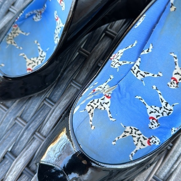 Stuart WEITZMAN Black Patent Leather Peep Toe Wedges - Picture 16 of 16